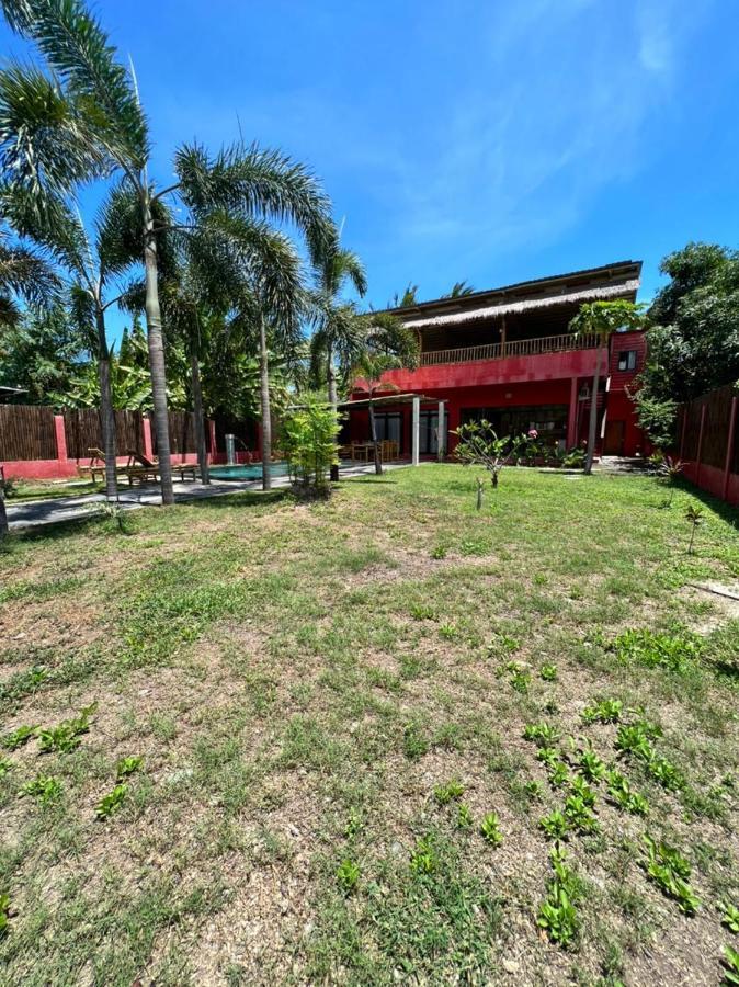 The Jade Garden - Your In New House!